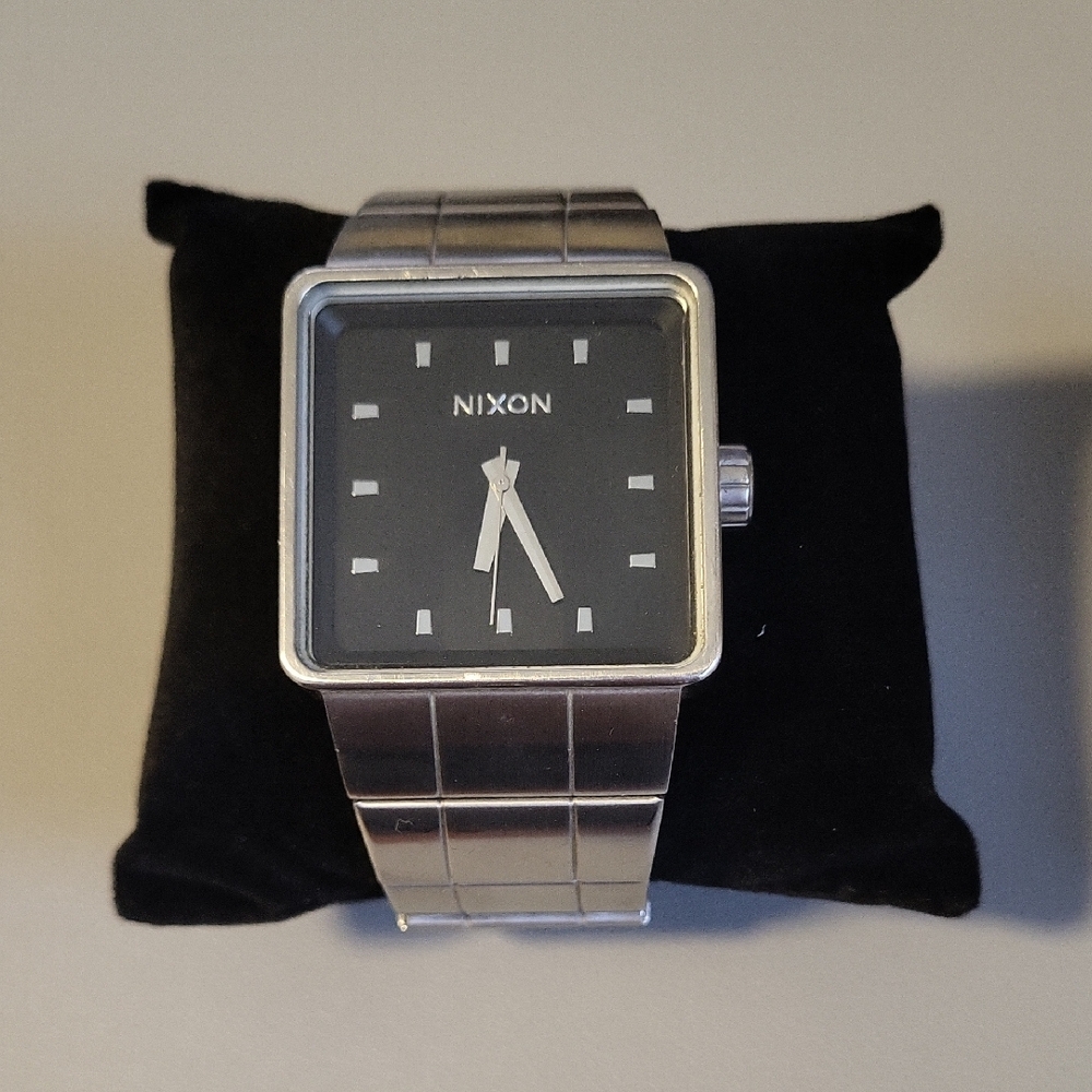 Nixon Quartz Tank Stainless Steel